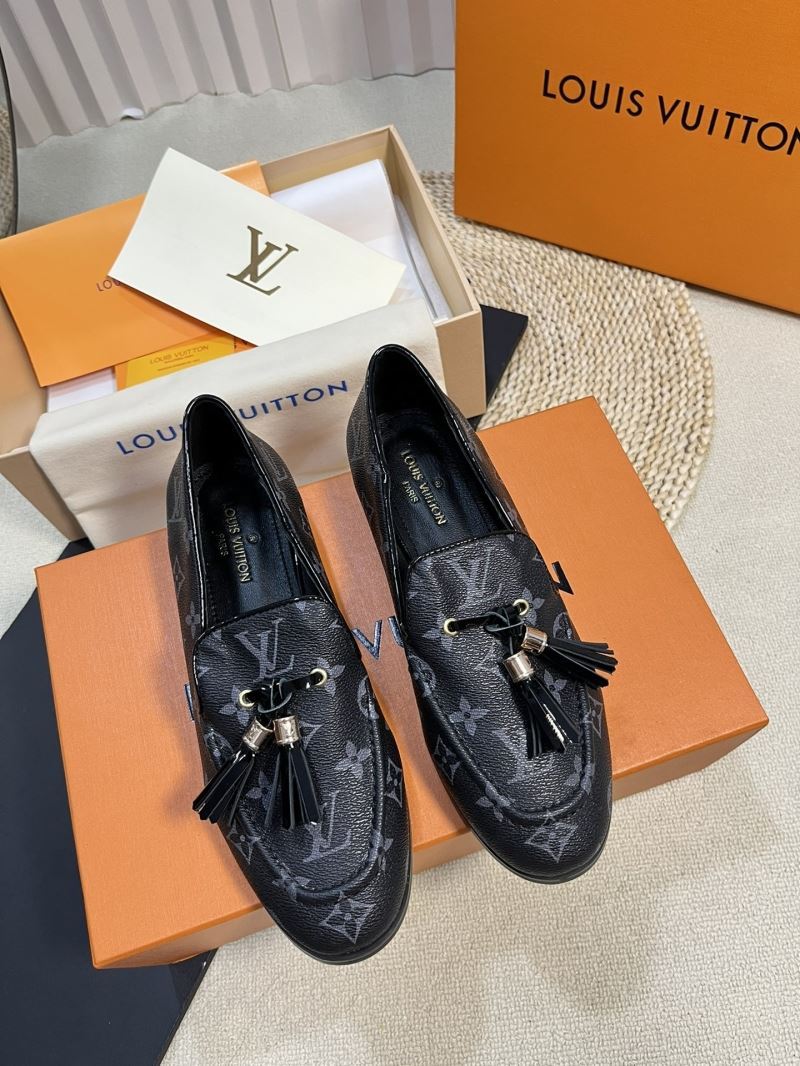 Louis Vuitton Low Shoes